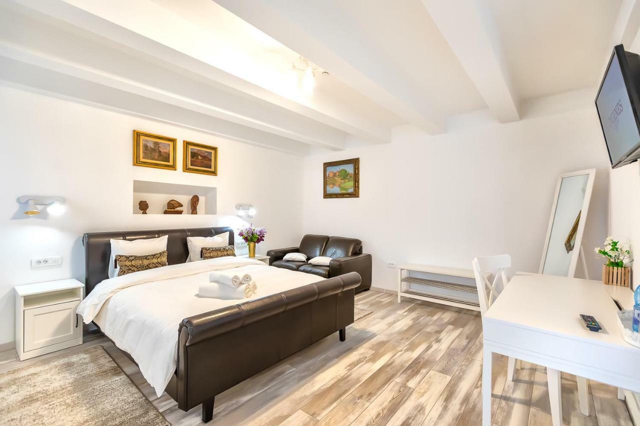 Casa Atanasiu -Adult Only Hotel Brasov Exterior photo